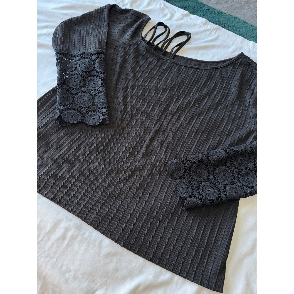 Women's 3XL Lace Cuff Ribbed Strappy Cold Shoulder Top Long Sleeve Knit Blouse‎